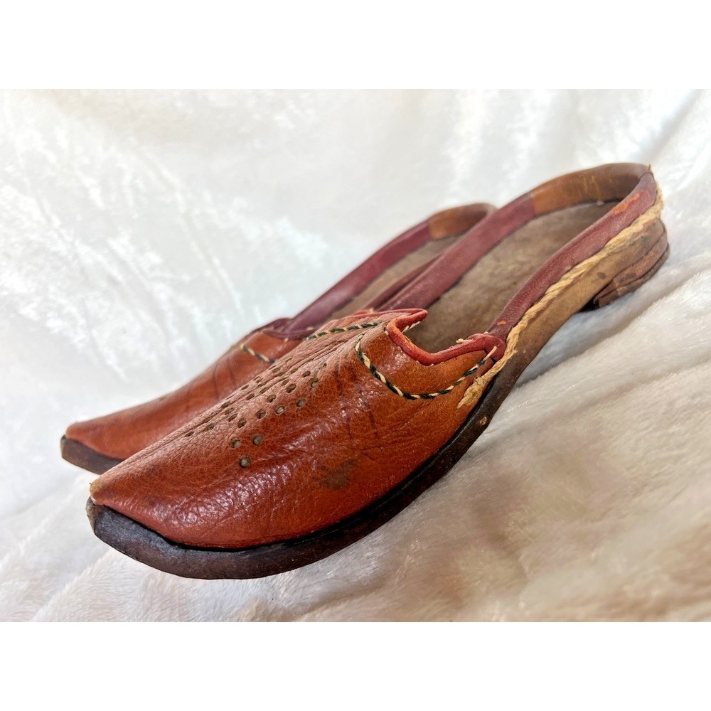 Vintage Mules Handmade Leather Wooden Sole Folk Art Slip On Shoes Size 7 - 7.5